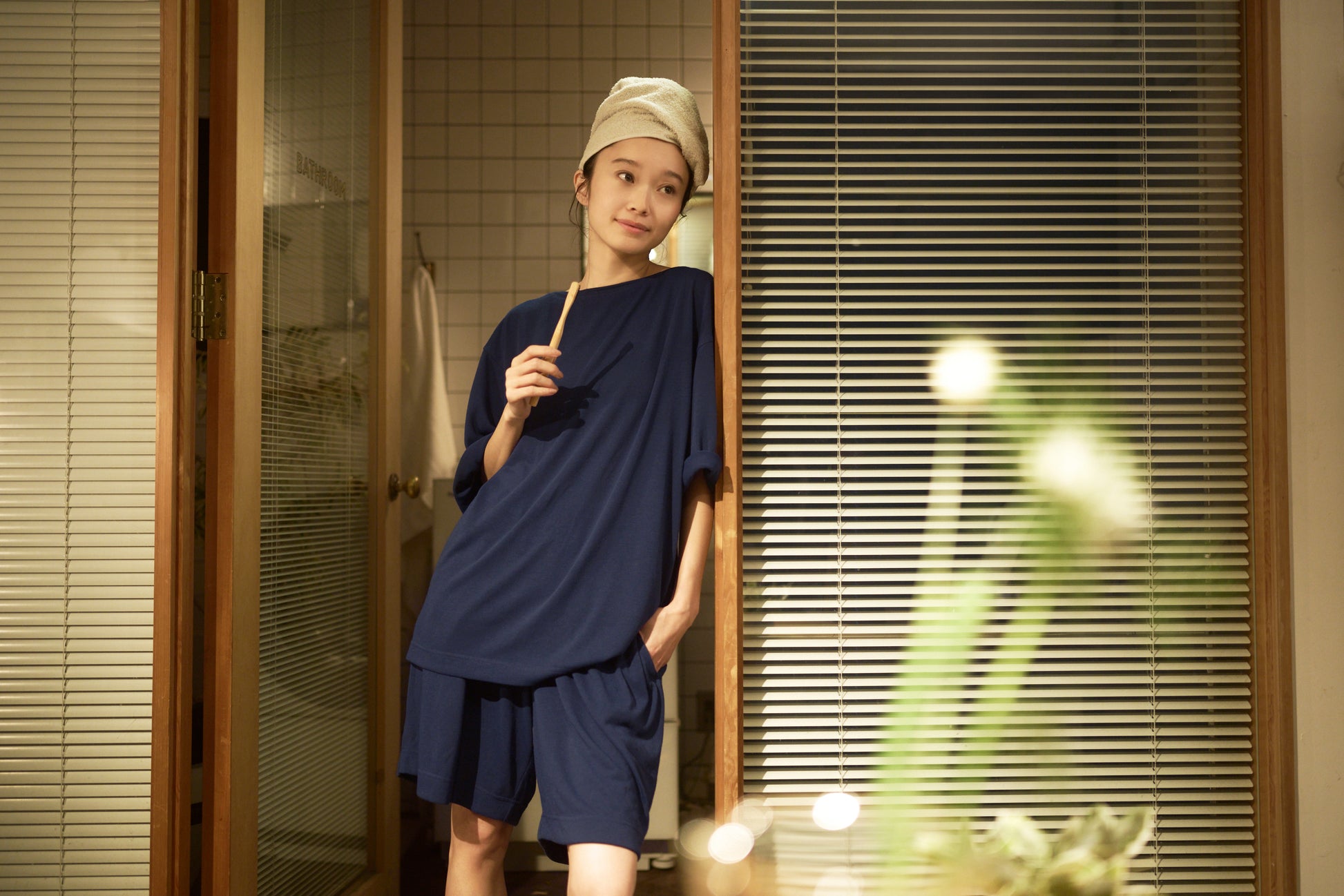 ショートパンツ MIDNIGHT
